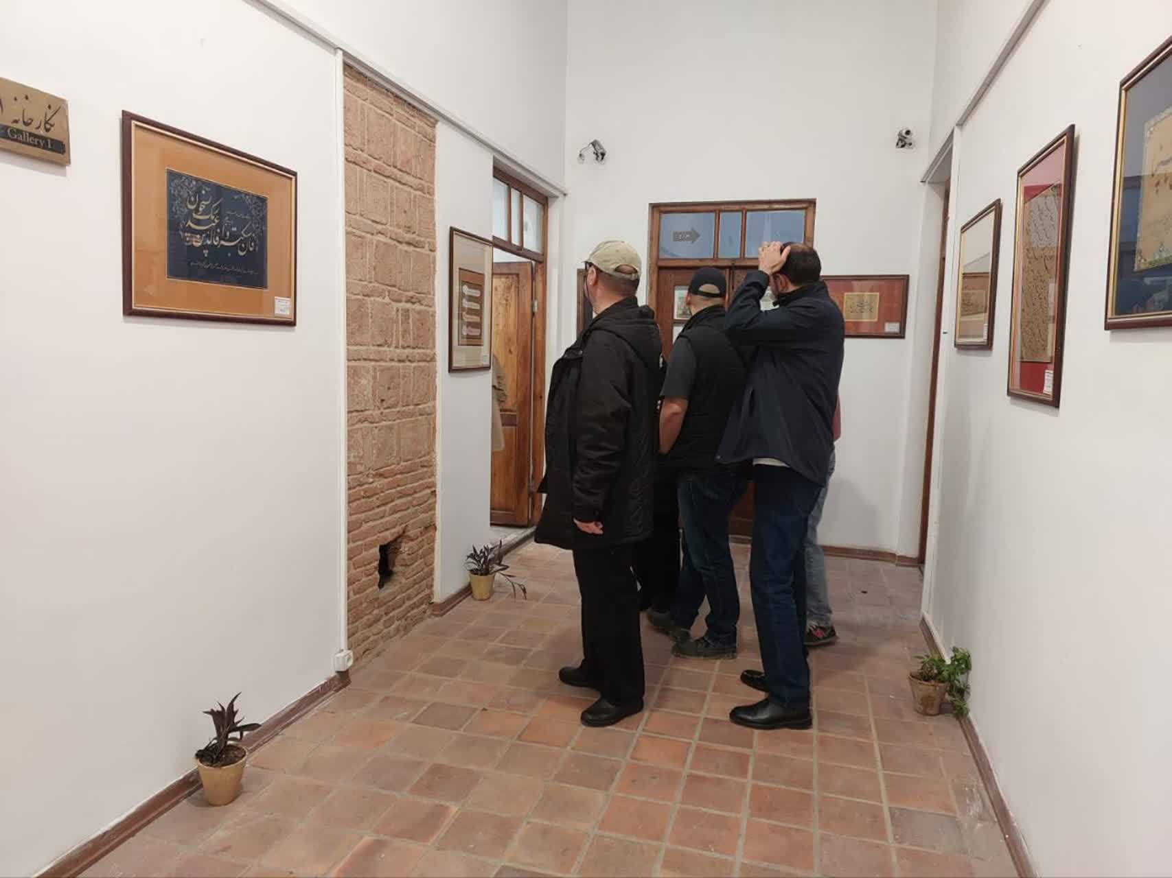 افتتاح نمایشگاه « ایران جان، عشق جاویدان» ومیزبانی علاقه مندان به هنر خوشنویسی در استان قزوین
