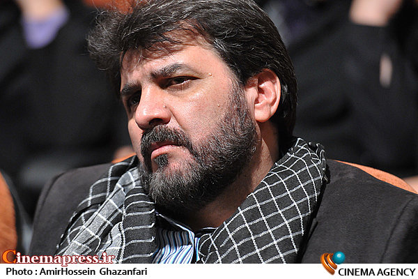 اکنون خون «امام خامنه‌ای» است که در رگ های ما و همه عاشقانش می جوشد/ «خدایا» ما را لایق خون پاک «رهبر شهیدمان» قرار ده