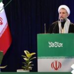 دعوت امام جمعه قزوین از خواص و چهره ها (سلبریتی‌ها) برای ایستادن کنار مردم در شرایط جنگی
